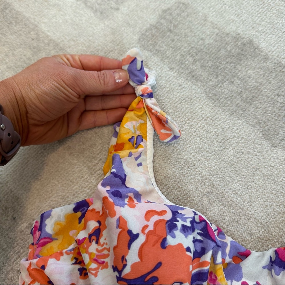 Zimmermann Women’s Floral One Shoulder Bikini Top (Size 10/12) - Picture 4 of 11